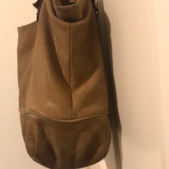 B.MAKOWSKY 3 COMPARTMENT SHOULDER BAG PURSE BROWNISH GREEN GOLDTONE HARDWARE . - Picture 3 of 12